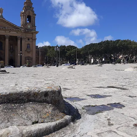 Door Eight Φλοριάνα