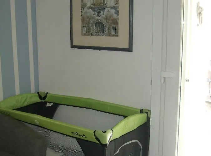 Door Eight Apartamento