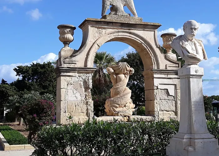 Door Eight * Floriana