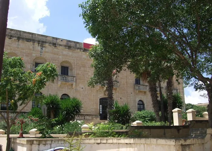 アパート Door Eight